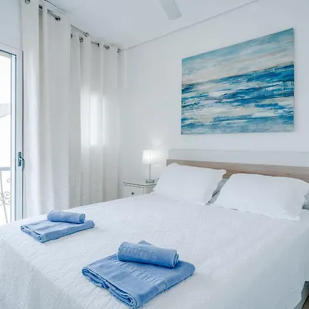 Essence By Interhome 데니아